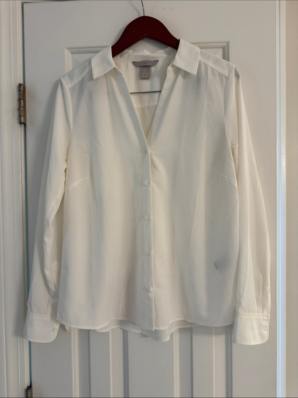 H&M White Long-Sleeve Button-Down Shirt